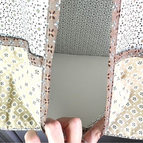 Elephant Hanging Diaper Holder - Picture 3 of 11